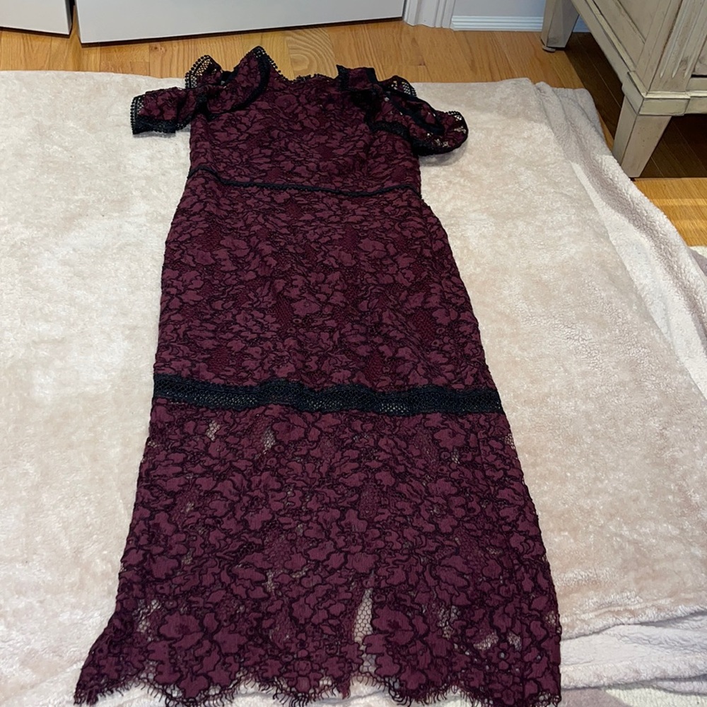 Alexis Lace MIDI Dress